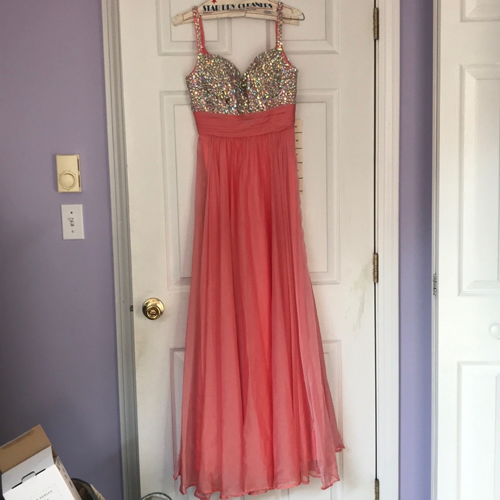 La Femme Pink Prom dress